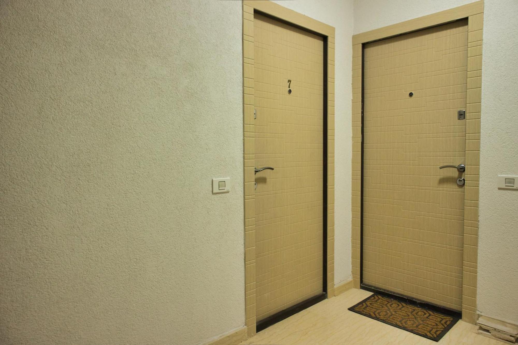 Cozy Flowers Studio - Fast Wi-Fi & Washer-Dryer Braşov Dış mekan fotoğraf
